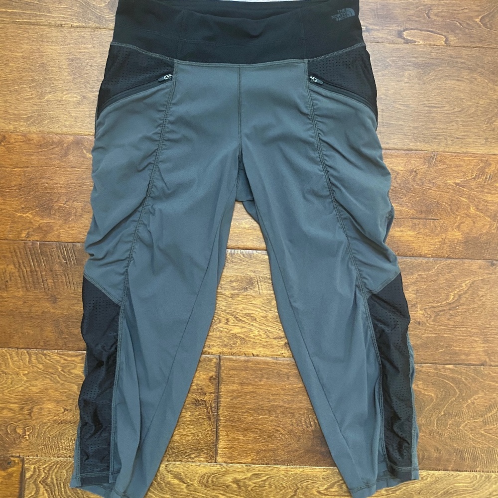 The North Face Capri's Women's Size Small